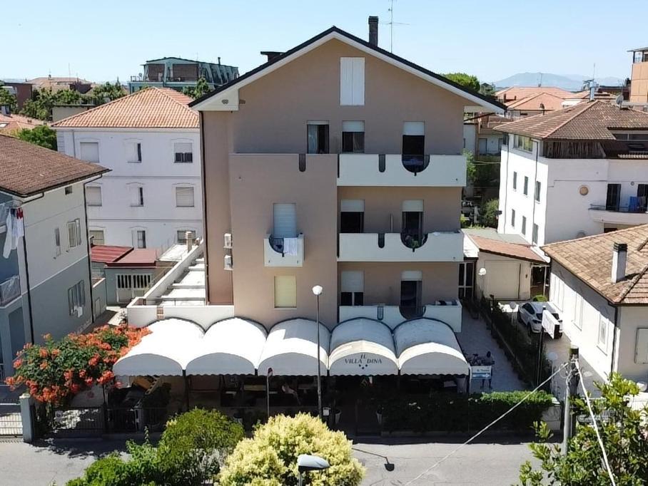 Hotel Villa Dina Римини Экстерьер фото